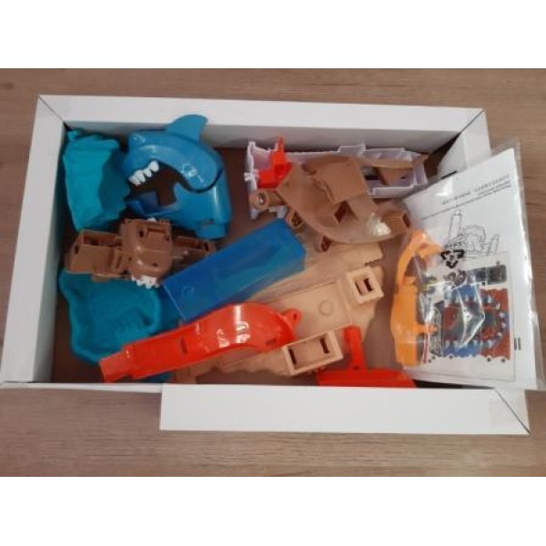 Трек Автомойка Hot Wheel 5779 Нападение акулы. Машина меняет цвет (аналог Hot Wheels)