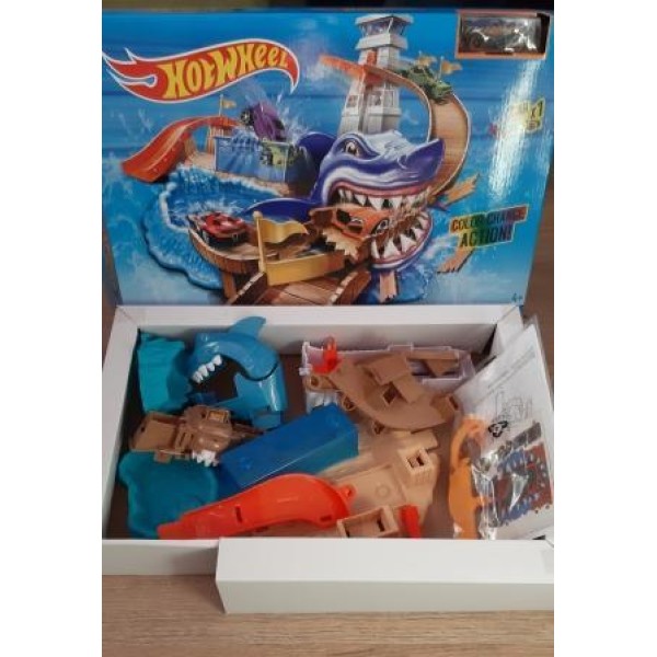 Трек Автомойка Hot Wheel 5779 Нападение акулы. Машина меняет цвет (аналог Hot Wheels)