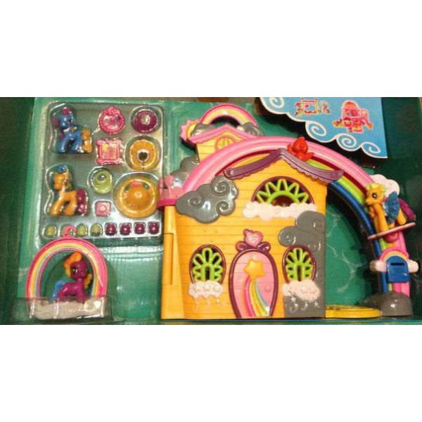 Домик для Пони My little pony 2387. 2 пони с аксессуарами