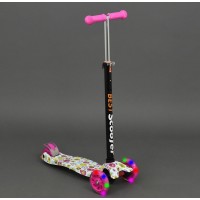 Дитячий триколісний самокат Scooter Maxi Print 1400. Колеса світяться.