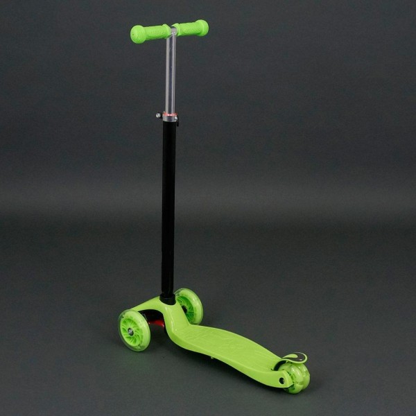 Детский трехколесный самокат Best Scooter Maxi 466-113 салатовый