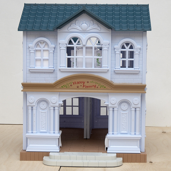 Домик Happy Family 012-11 Большая Вилла с подсветкой (аналог Sylvanian Families)