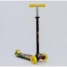 Самокат четырехколесный Scooter Maxi Print Желтый 1394 Светящиеся колеса. Усиленная платформа.