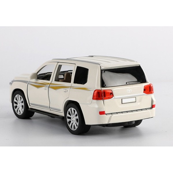 Машинка металлическая Тойота Автопром 7690 Toyota Land Cruiser. Свет. Звук. Открываются двери, капот, багажник