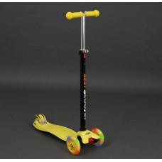 Детский трехколесный самокат Best Scooter Maxi 466-113 желтый