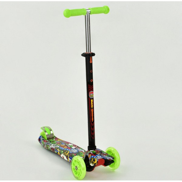 Самокат четырехколесный Scooter Maxi Print 1391 Салатовый. Колеса светятся