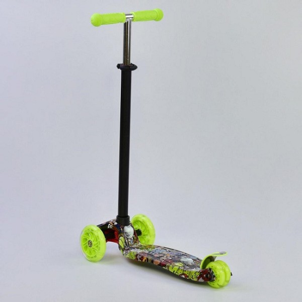Самокат четырехколесный Scooter Maxi Print 1325 Салатовый. Колеса светятся
