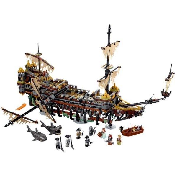 Конструктор Bela Pirates Безмолвная Мэри 10680, 2324 дет.
